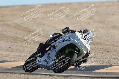 media/Dec-07-2025-CVMA (Sun) [[3e7d2de5dc]]/Race 5-Formula UL-CVMA Hooligans-American Thunder/